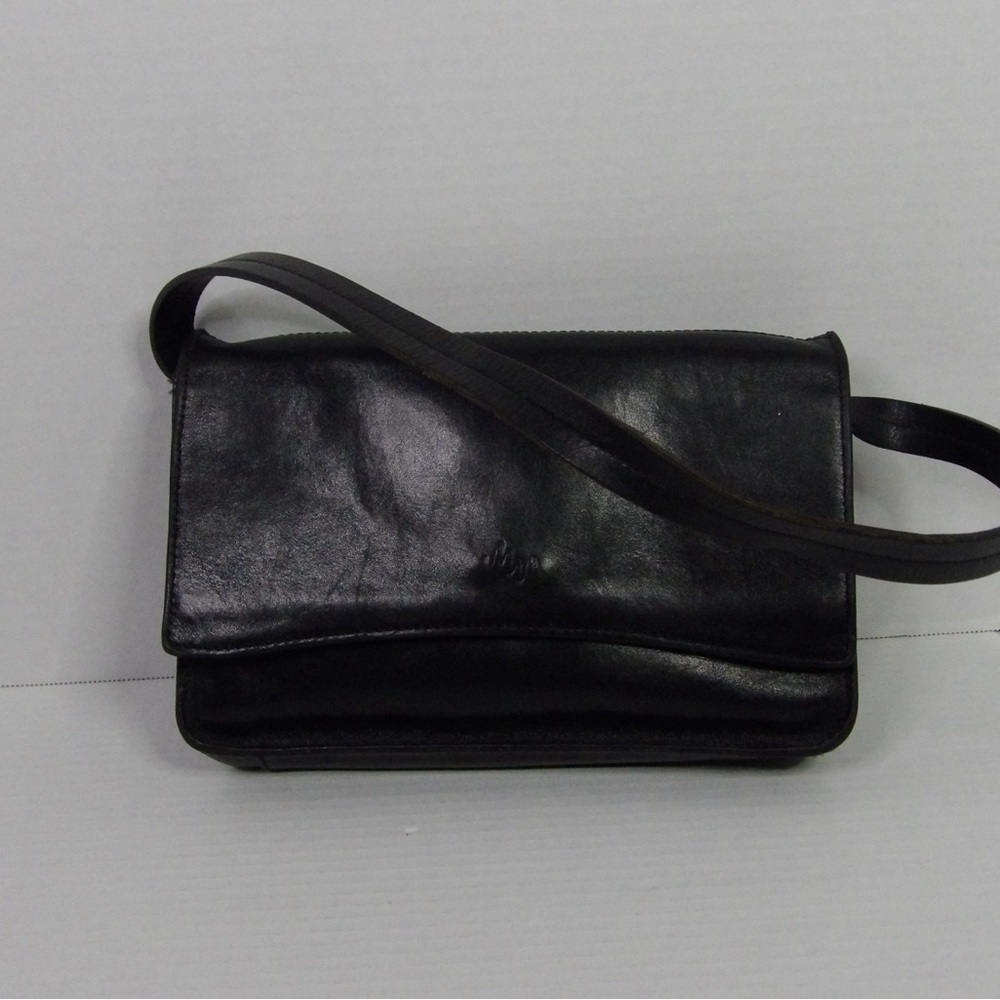 Monsac Black Leather Shoulder Bag